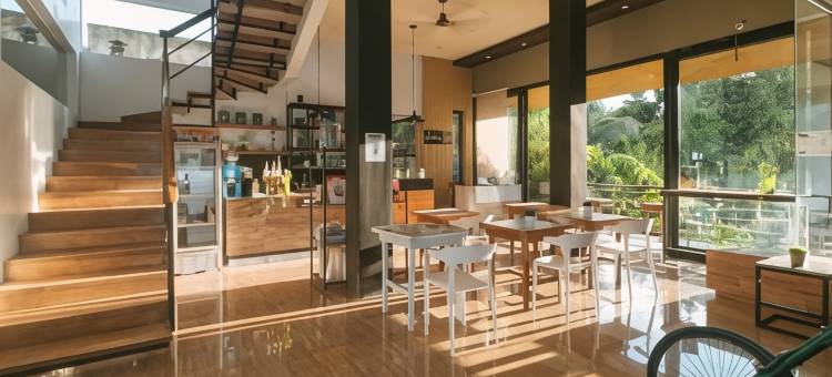 潘索尔安东阁楼设计师度假村(RedDoorz @ Anton's Loft Designer Resort Pansol Calamba Laguna)图片