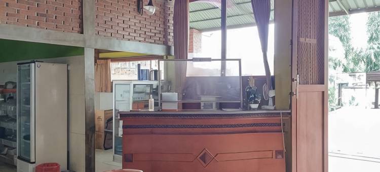 Hotel Shinta 1 Near Stasiun Kertosono Mitra RedDoorz图片
