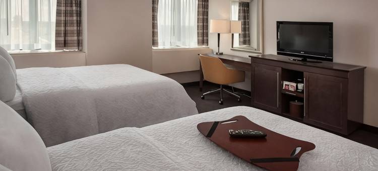 希尔顿欢朋套房酒店-密尔沃基市区(Hampton Inn & Suites Milwaukee-Downtown)图片