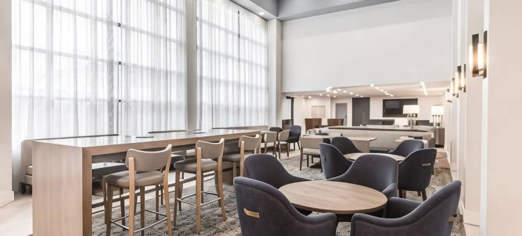道森河洲际Staybridge Suites酒店(Staybridge Suites DAWSON CREEK by IHG)图片
