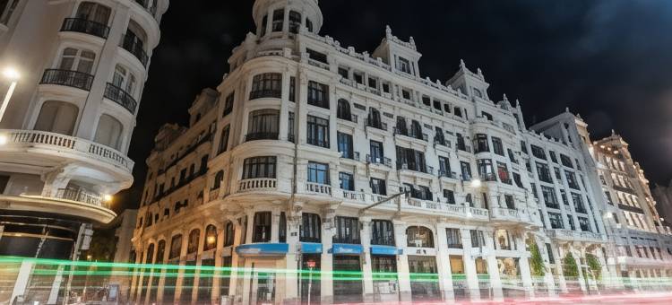 格兰大道客房(Room Gran Vía)图片
