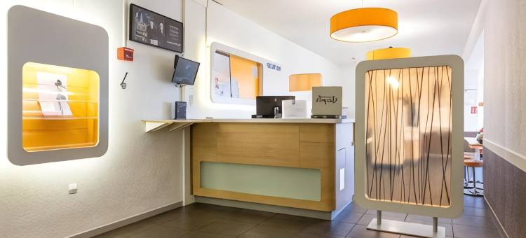 南纳博讷宜必思快捷酒店(Ibis Budget Narbonne Sud A9/A61)图片