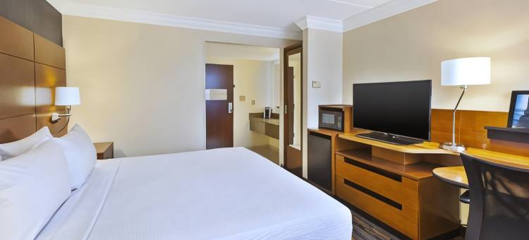 赫恩登雷斯顿万豪万枫套房酒店(Fairfield Inn & Suites Herndon Reston)图片