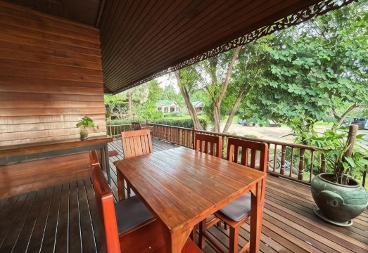 Jayden Villas Hotel Overview