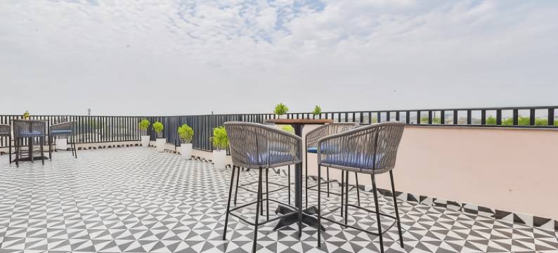 FabHotel Blooming Beds Pearl图片