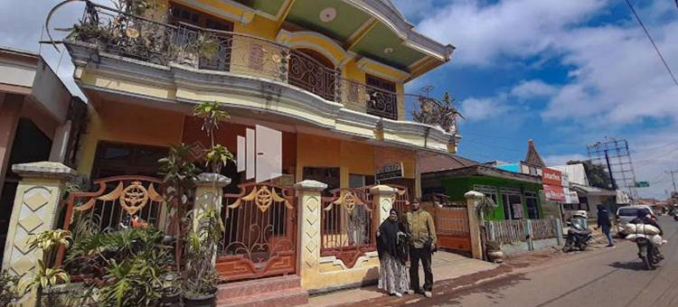 布罗莫英达乐斯塔里民宿-美特拉-RedDoorz(Bromo Indah Lestari Homestay Mitra RedDoorz)图片