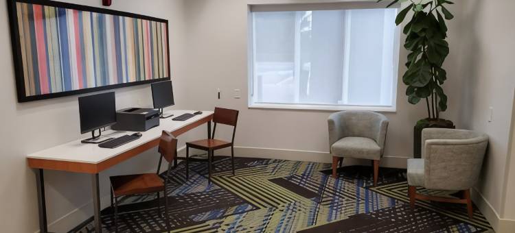 智选假日套房酒店林伍德(Holiday Inn Express & Suites Seattle North - Lynnwood)图片