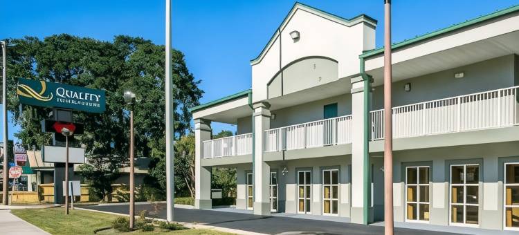 巴拿马城海滩附近凯艺套房酒店(Quality Inn & Suites Near Panama City Beach)图片