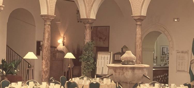 卢塞纳圣多明各酒店(Hotel Santo Domingo Lucena)图片