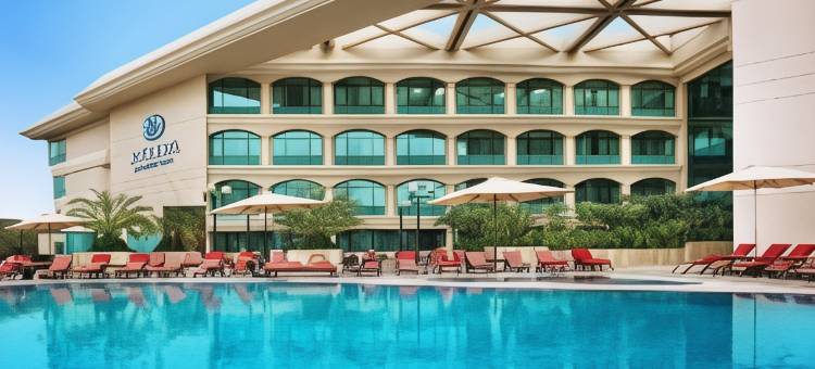 迪拜阿尔布斯坦瑞享酒店(Mövenpick Grand Al Bustan Dubai)图片