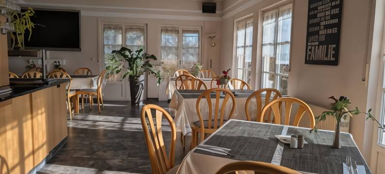 穆勒兰德豪斯饭店(Landhaus Hotel Müller)图片