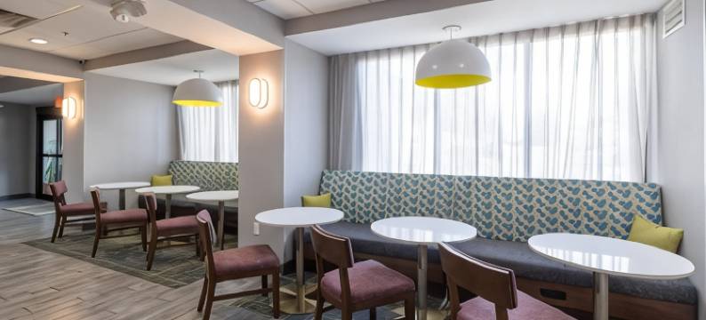 希尔顿欢朋酒店-达德市泽弗希尔斯(Hampton Inn Dade City - Zephyrhills)图片