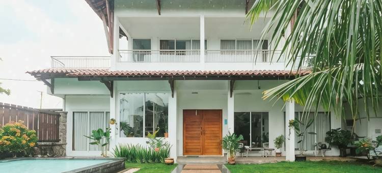 普兰巴南的Simply Homy别墅私人泳池(Villa Prambanan Jogja with Private Swimming Pool by Simply Homy)图片