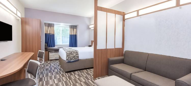 加的斯麦客达套房酒店(Microtel Inn & Suites by Wyndham Cadiz)图片