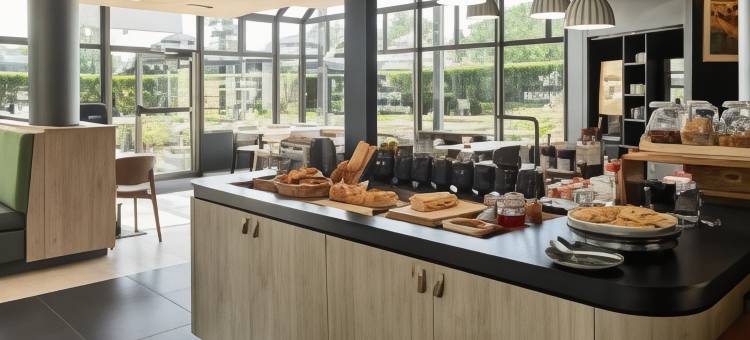 阿让特伊康铂酒店(Campanile Prime - Argenteuil)图片