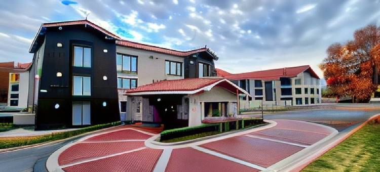 弗雷斯诺优胜美地拉昆塔温德姆酒店(La Quinta Inn by Wyndham Fresno Yosemite)图片