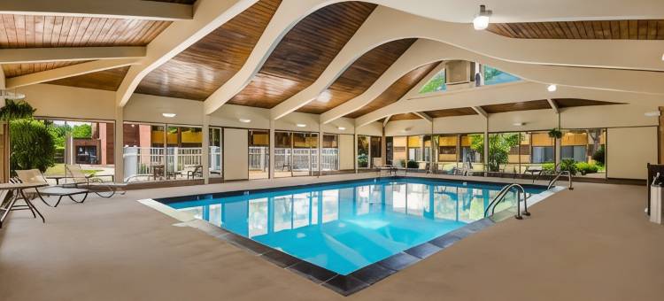 大草原贝斯特韦斯特酒店及会议中心(Best Western Prairie Inn  Conference Center)图片
