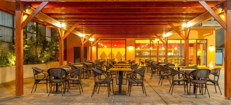 Az 大酒店奥兰(AZ Hotels Grand Oran)图片