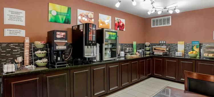 凤凰城哥伦布凯艺酒店(Quality Inn Phenix City Columbus)图片