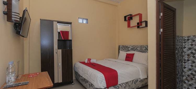 红多兹伊斯兰酒店-近茉莉芬国立理工学院(RedDoorz Syariah Near Politeknik Negeri Madiun)图片