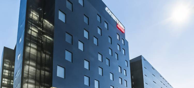 波哥大机场万怡酒店(Courtyard by Marriott Bogota Airport)图片