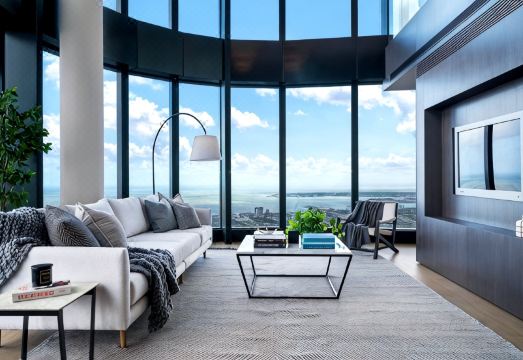 Luxico House in the Clouds (with Car Parking) Hotel Overview