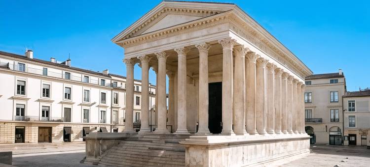 基里亚德尼姆中央酒店(Kyriad Nimes Centre)图片