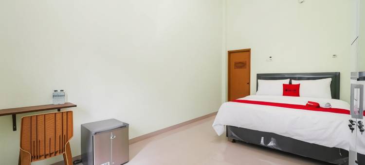 RedDoorz Syariah Near Rsud Dr HM Rabain图片