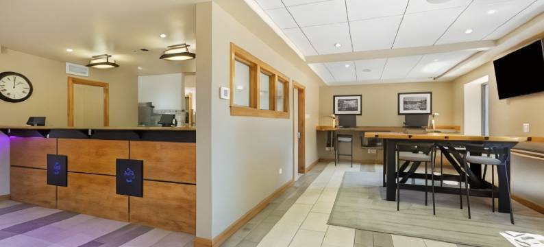 钟表城贝斯特韦斯特优质酒店(Best Western Plus Clocktower Inn)图片