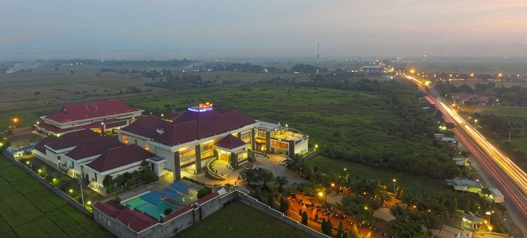 佩马郎贾纳酒店(Regina Hotel Pemalang)图片