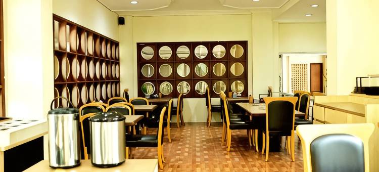 维拉卡里塔安亚酒店(Wira Carita Hotel)图片