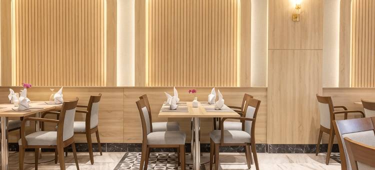 赫尔南安东尼亚德斯宫殿酒店(Helnan Antoniades Palace Hotel)图片