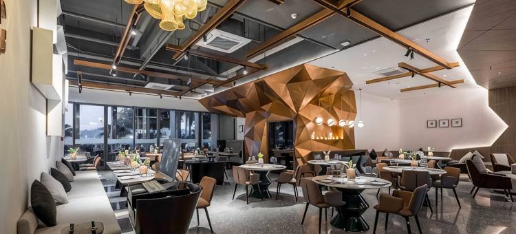 回酒店(珠海情侣路日月贝店)图片