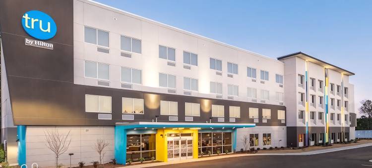 费耶特维尔布拉格堡希尔顿特鲁酒店(Tru by Hilton Fayetteville Fort Liberty)图片