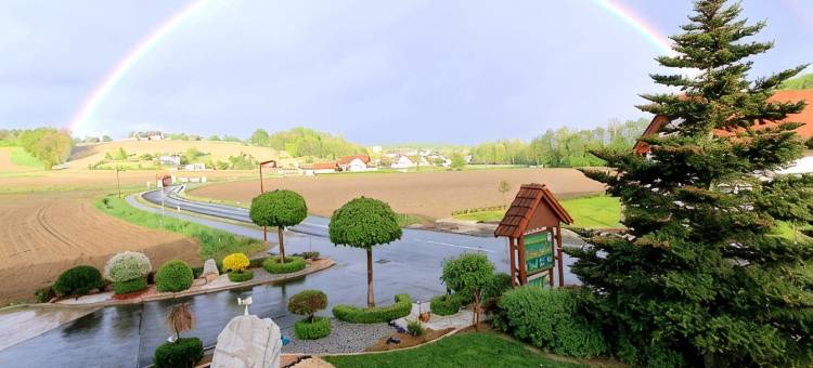 盖尼特蒙格鲁克酒店(Hotel Garni Thermenglück)图片