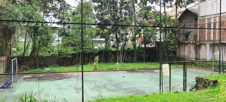 兹姆布勒伊特画廊家庭商务旅馆(Galeri Ciumbuleuit Family & Business Hotel)图片