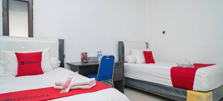 RedDoorz Syariah靠近Jalan A Yani KM 8 Citraland(RedDoorz Syariah Near Jalan A Yani KM 8 Citraland)图片