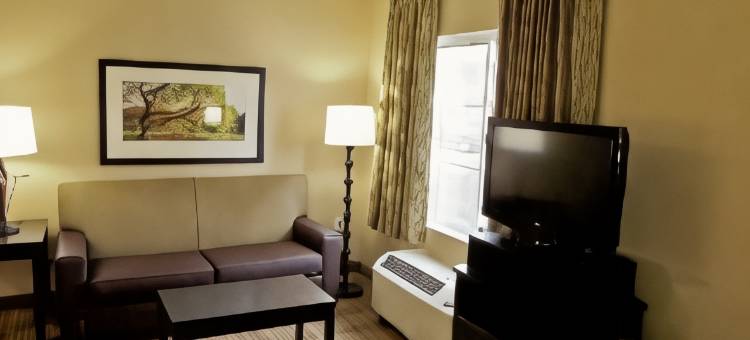 梅恩斯泰套房华盛顿杜勒斯机场酒店(MainStay Suites Washington Dulles Airport)图片
