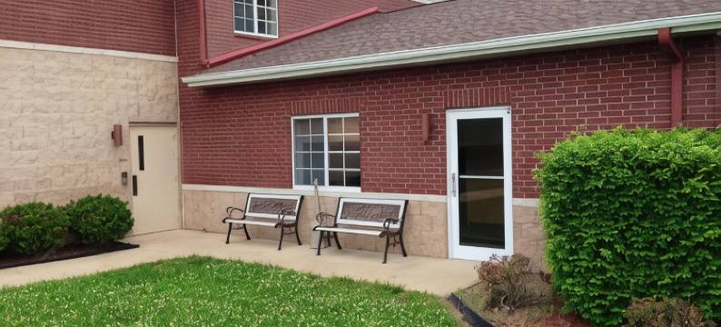 埃瓦温德姆速8酒店(Super 8 by Wyndham Ava)图片