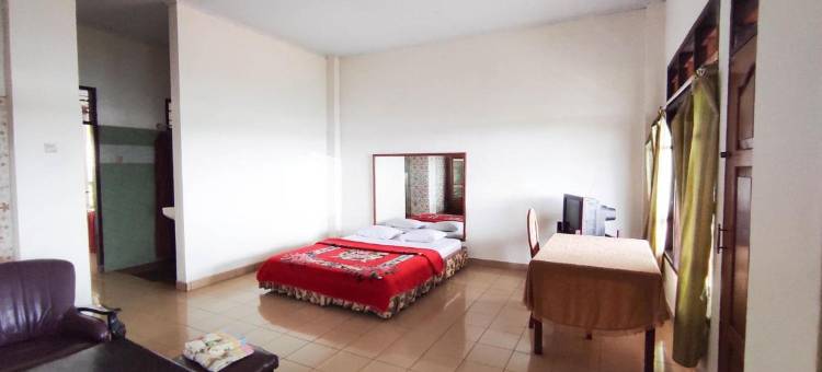 马卡腾博托莫洪米特拉红门酒店(Hotel Makatembo Tomohon Mitra RedDoorz)图片