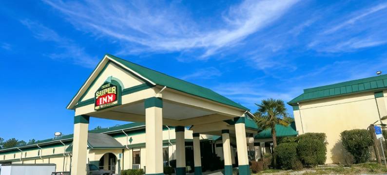 超级 OYO 米利奇维尔套房酒店(Super Inn & Suites by OYO Milledgeville)图片