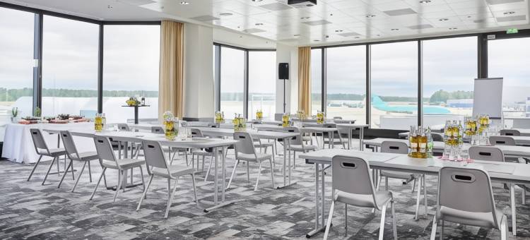 瑞享纽伦堡机场酒店(Mövenpick Hotel Nürnberg Airport)图片