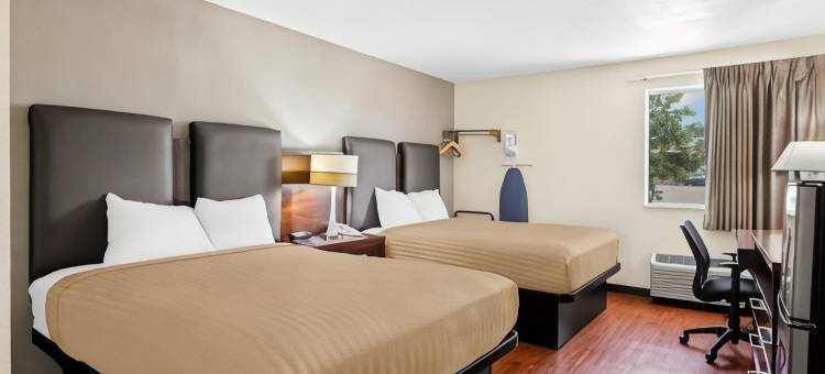 恩波里亚伊克诺旅馆(Econo Lodge)图片