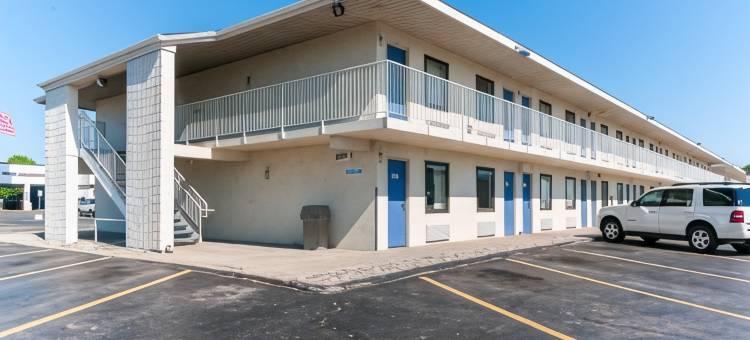 法明顿山/底特律西北部6号汽车旅馆(Motel 6 Farmington Hills, MI - Northwest - Farmington Hills)图片