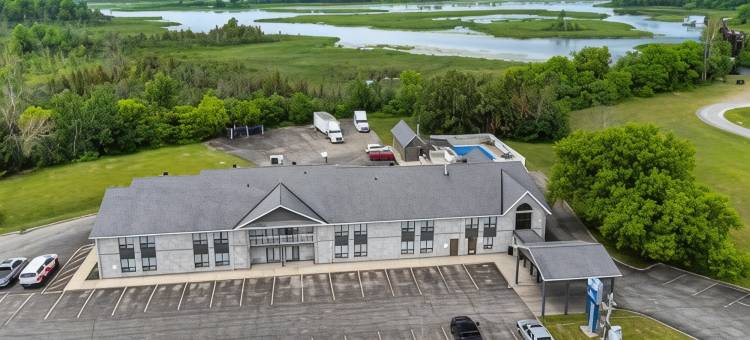 科洛尼尔贝斯特韦斯特酒店(Best Western Smiths Falls Hotel)图片