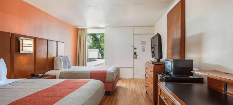 阿肯色范布伦 6 号汽车旅馆(Motel 6 Van Buren, AR)图片