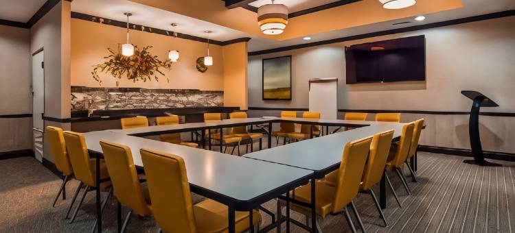 祖母绿贝斯特韦斯特优质套房酒店(Best Western Plus Emerald Inn  Suites)图片