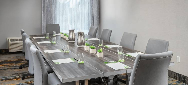 迈阿密北 I-95 希尔顿逸林酒店(DoubleTree by Hilton Miami North I-95)图片