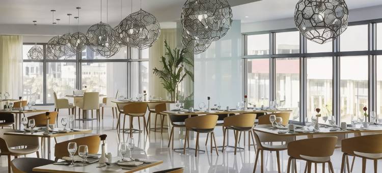 吉达塔利亚街诺富特酒店(Novotel Jeddah Tahlia Street)图片