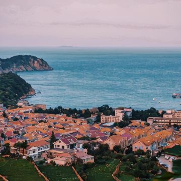 青岛+日照+崂山风景区+黄岛金沙滩+青岛红树林度假世界5日4晚跟团游